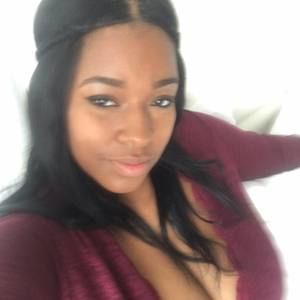Meet your Posher, Candi